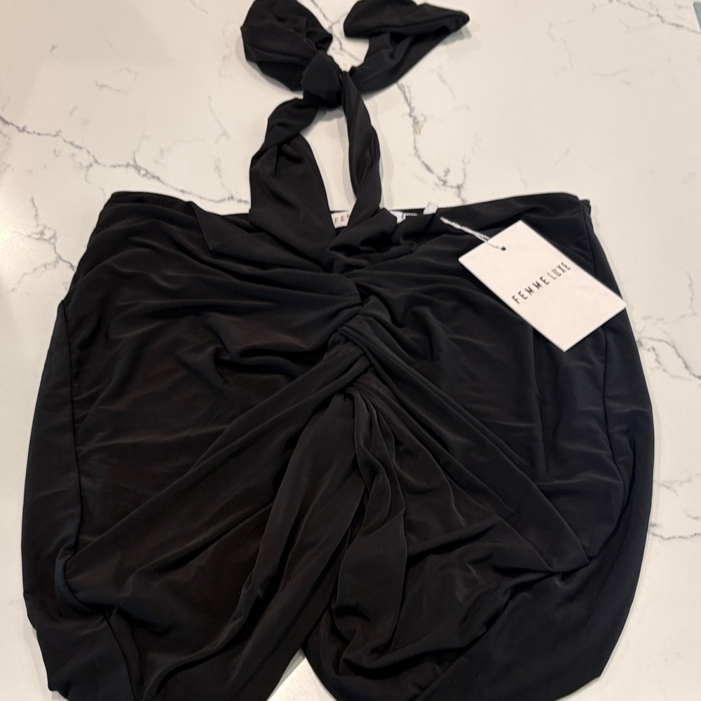 Chic Black Backless Dress by Femme Luxe